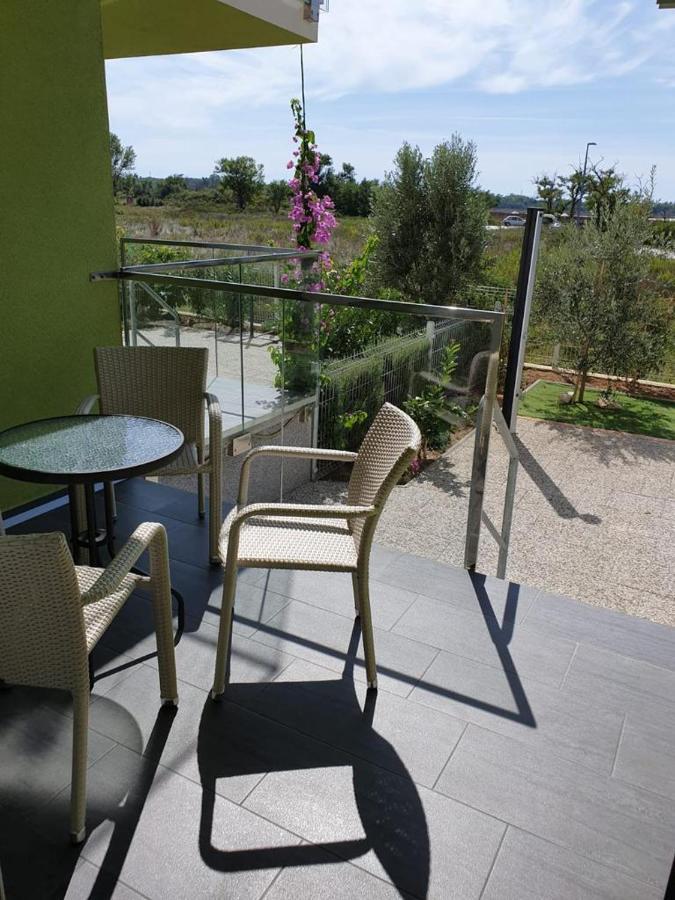 Apartmani Matko Nin Luaran gambar